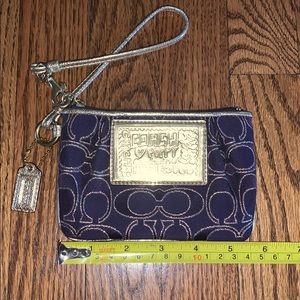 Coach poppy wristlet
